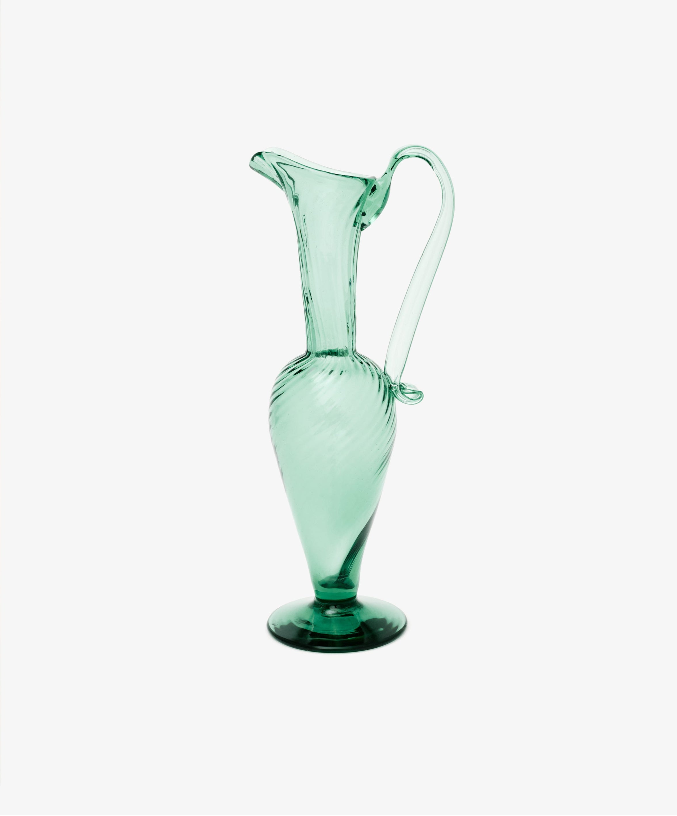 Alba Vase in Emerald Green. Profile view of the vase.