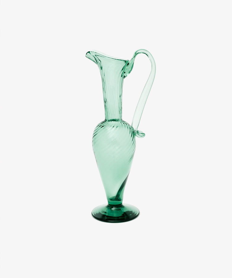 Alba Vase in Emerald Green. Profile view of the vase.
