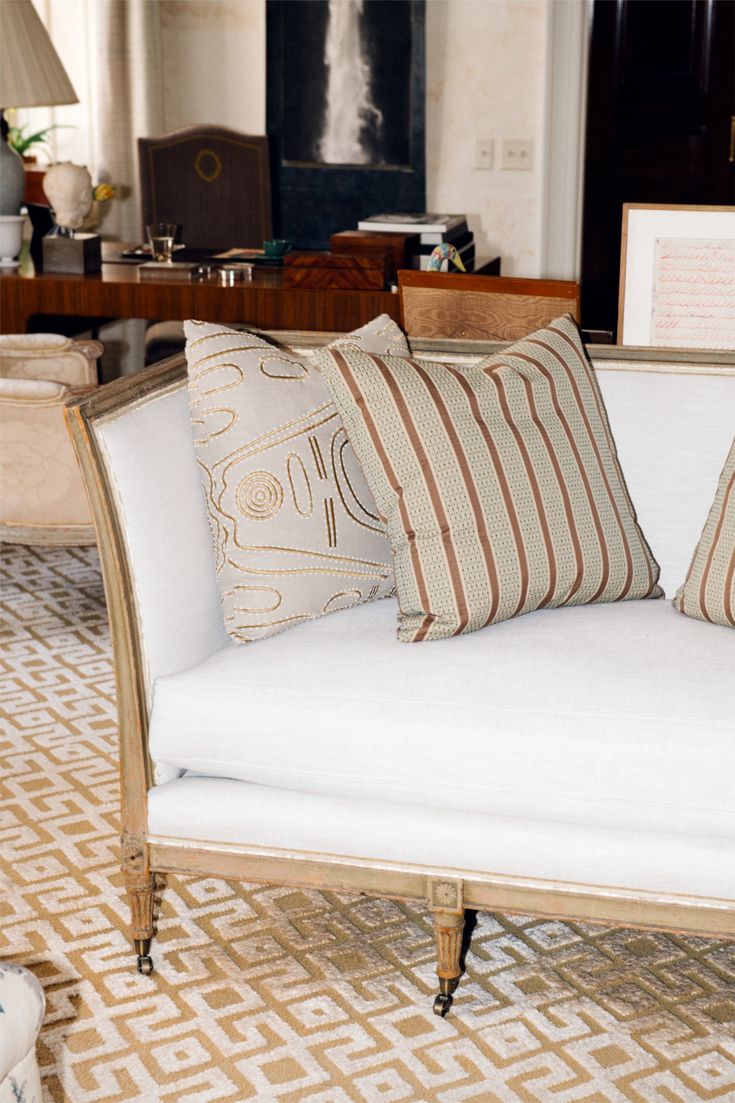 Marco Square Cushion