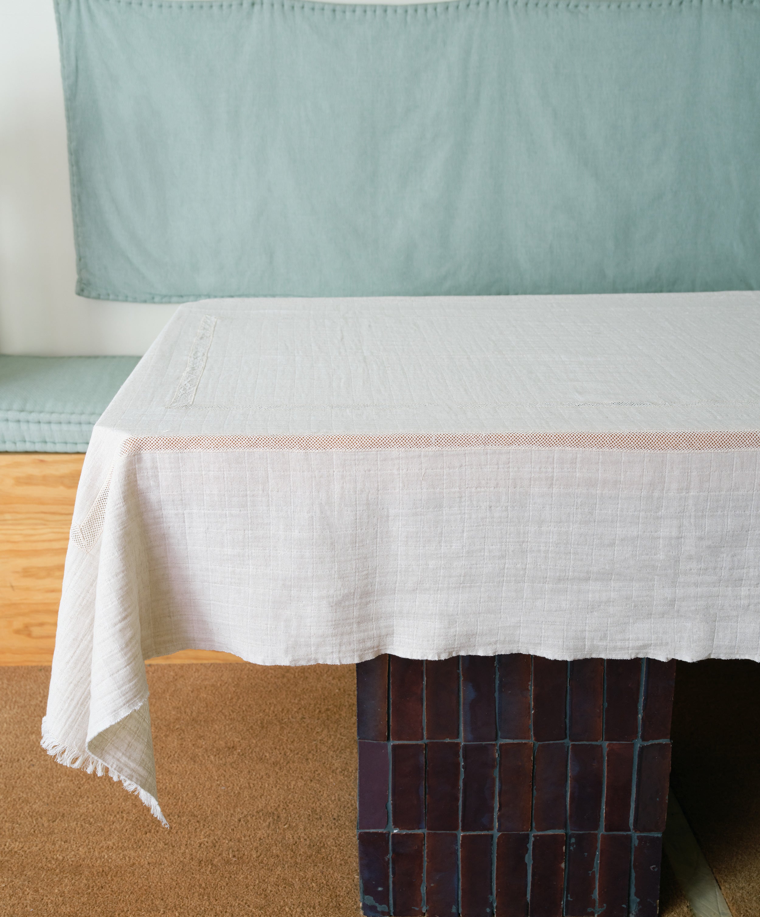 Marta Lace Tablecloth
