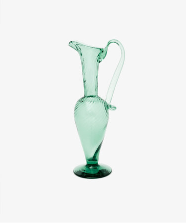 Alba Vase in Emerald Green. Profile view of the vase.