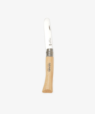 The Primo Kids Knife features a wooden handle and a rounded stainless steel blade, shown open on a plain white background—an ideal beginner knife designed for everyday use.
